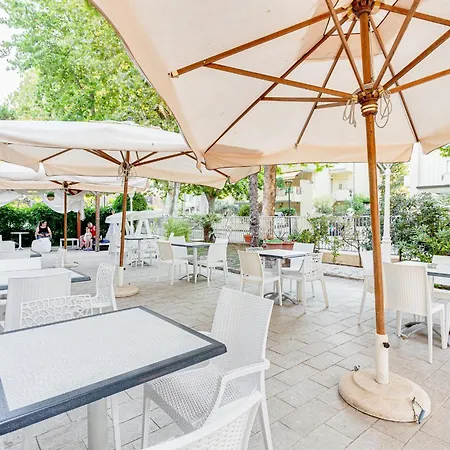 Отель Gadames - Lunch On The 3*