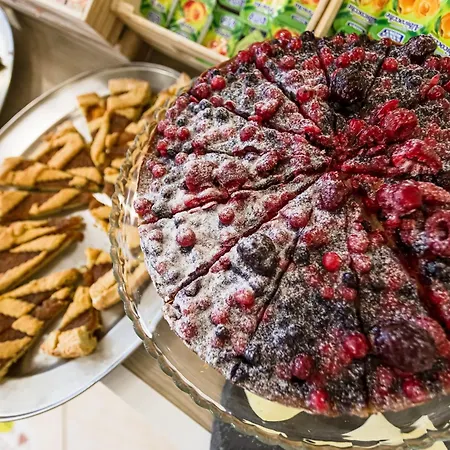 Gadames - Lunch On The Hotel