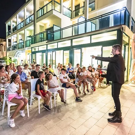 Hotel Gadames - Lunch On The