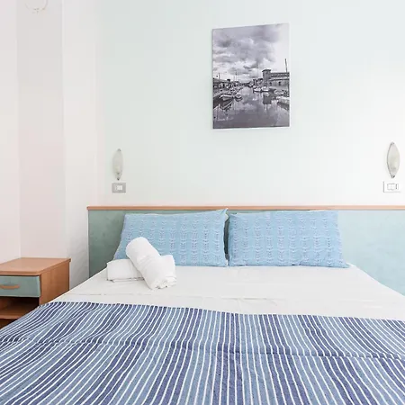 Gadames - Lunch On The 3*