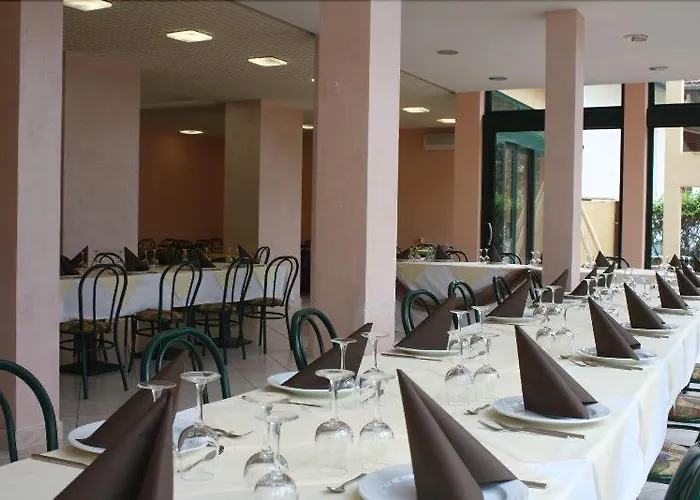 Ξενοδοχείο Gadames - Lunch On The Τσέρβια