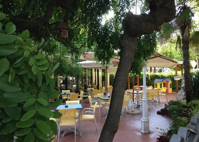 Gadames - Lunch On The 3*