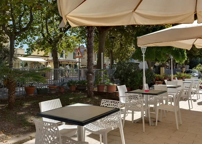 Gadames - Lunch On The 3*