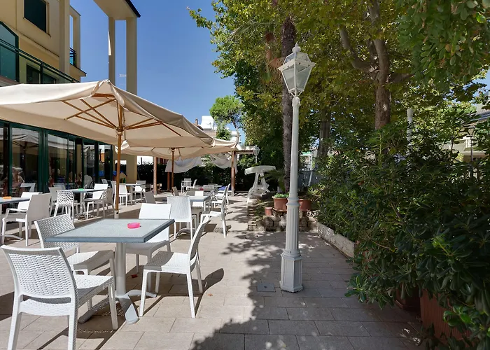 מלון Gadames - Lunch On The