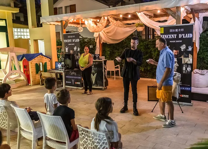 Gadames - Lunch On The Τσέρβια